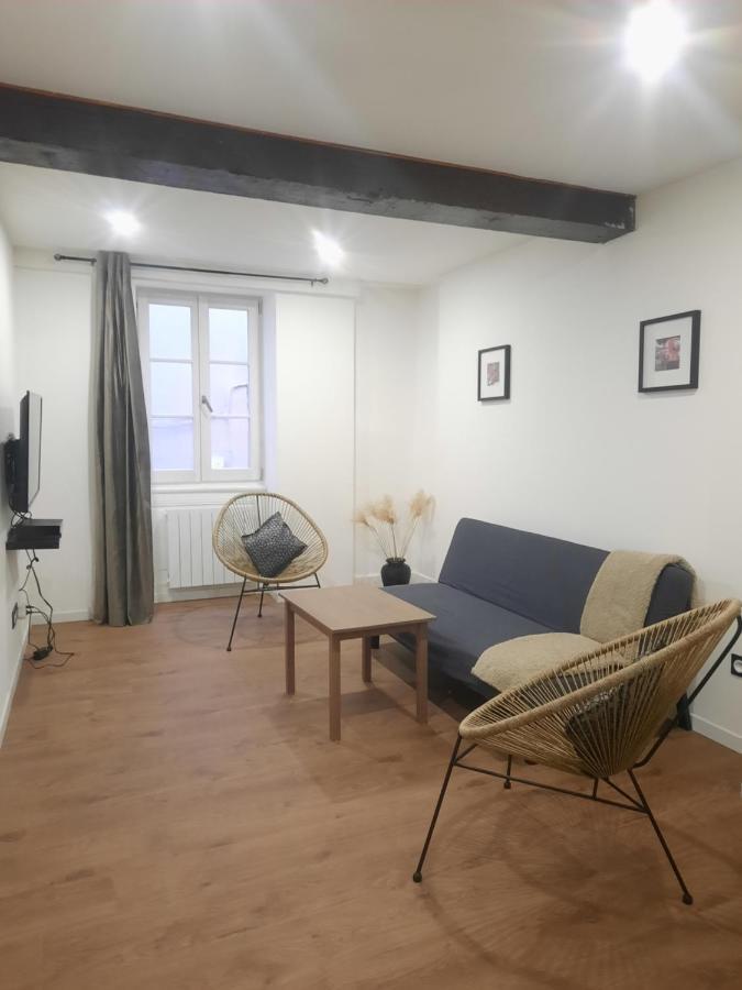 Le Refuge Du Bonheur Lägenhet Trévoux Exteriör bild
